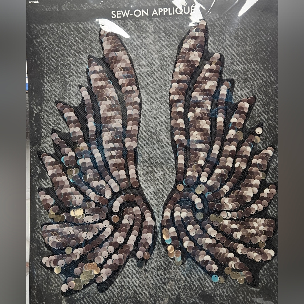 NWT SEW-ON APPLIQUE WINGS